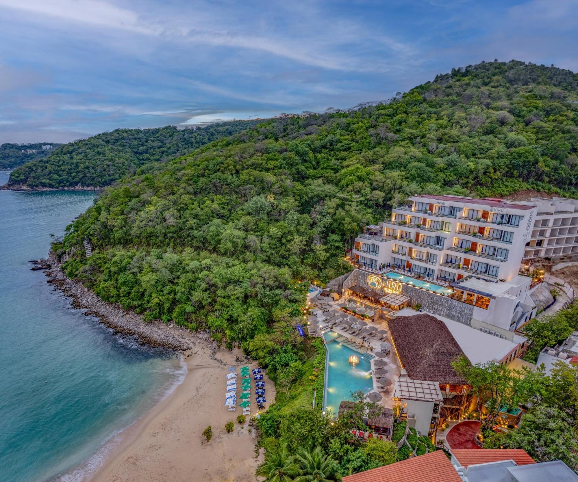 Niru Ocean Suites By Binniguenda Santa Cruz Huatulco Eksteriør billede